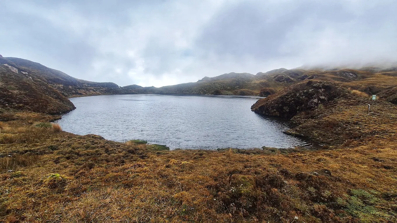 Imagen de referencia de Laguna Negra